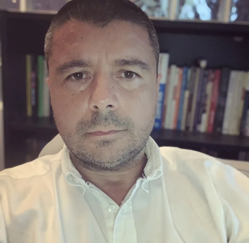 Being Phlegmed Seen as Normality — A User Manual for Emotionally Numb People